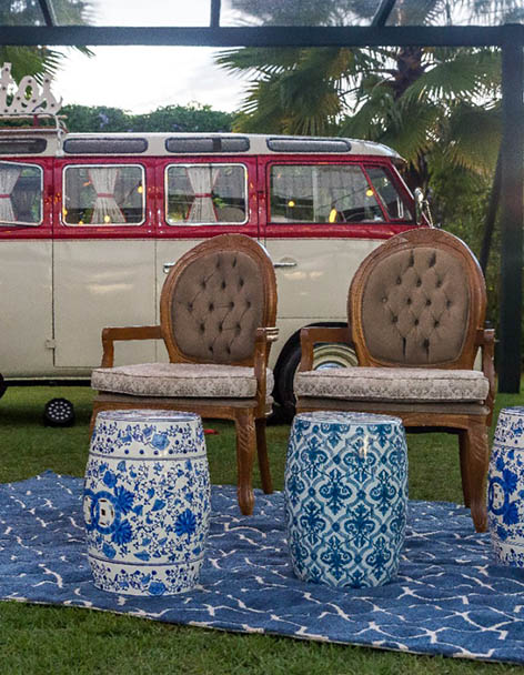 Casamento com kombi decorativa