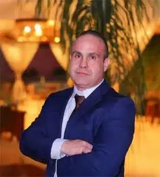 Everton Salmazo, Maître